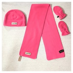 Hunter Original Kids Fleece Beanie, Scarf (NWT), and Mittens - Fuschia